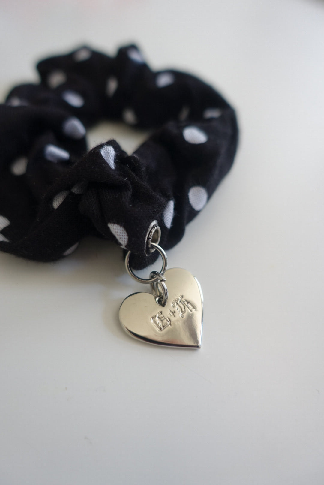 Scrunchie in Black Polka Dot