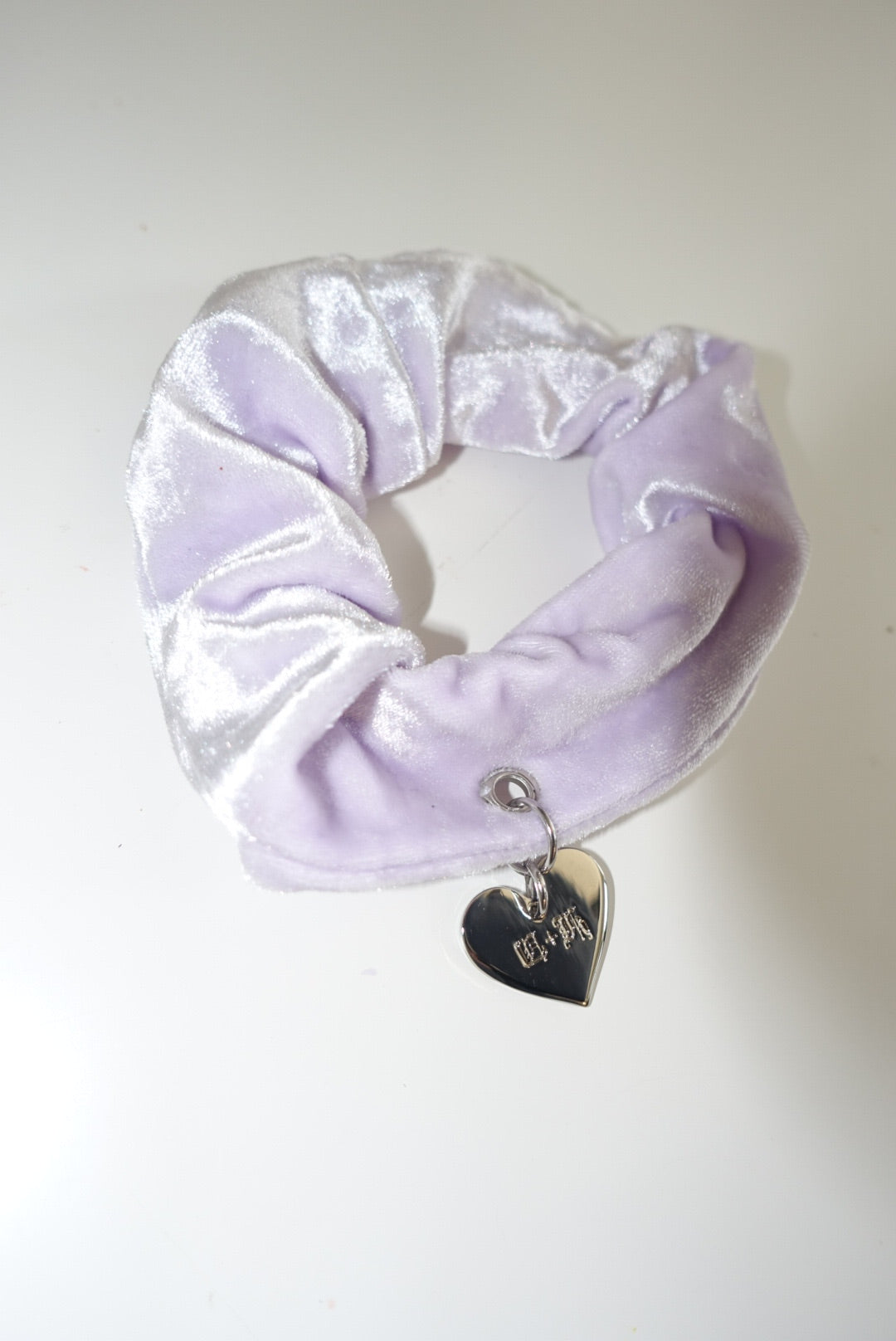 Scrunchie in Lavender Velvet