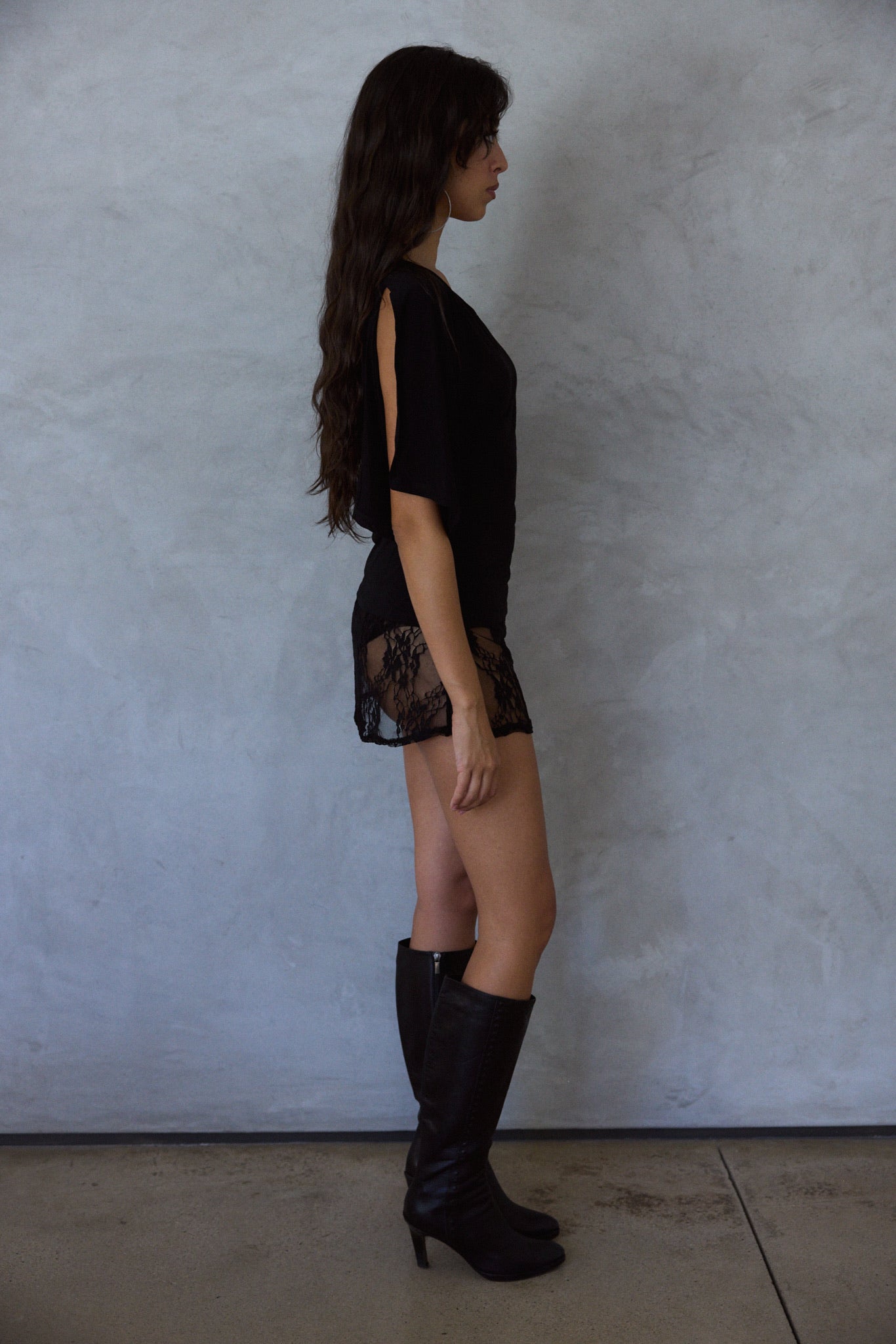 Lily Flutter Tee in Black